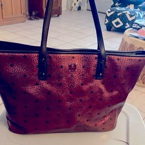 MCM Large Tote-Extra nice condition